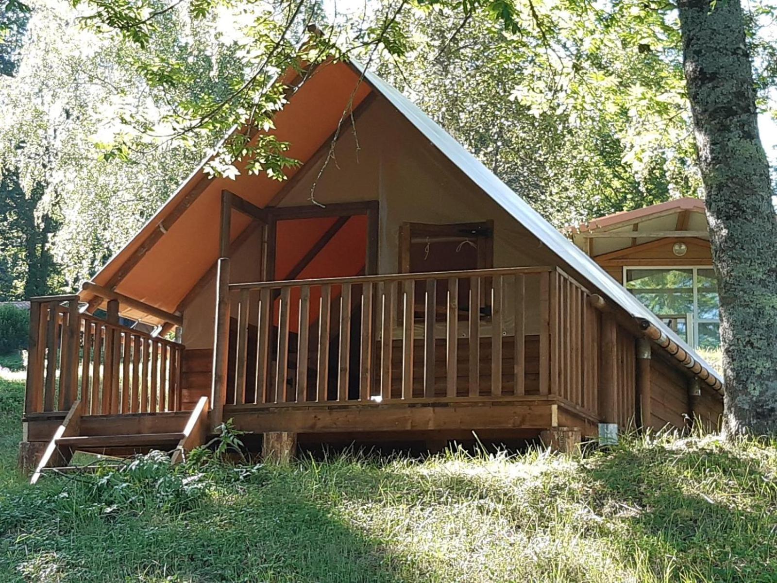Camping Les Rives Du Lac De Vinca Номер фото